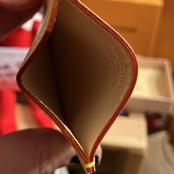 💫🌹 Rare Louis Vuitton Card Holder 🌹💫 - Picture 7 of 9